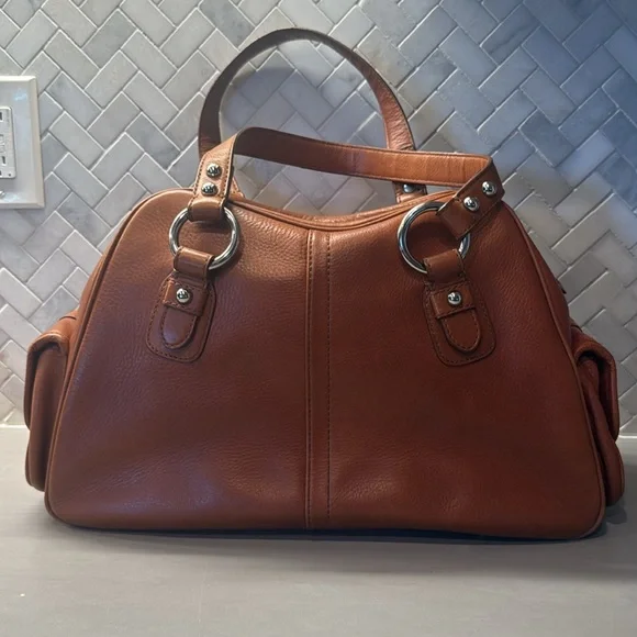 Vintage Banana Republic Leather satchel purse - Picture 2 of 14